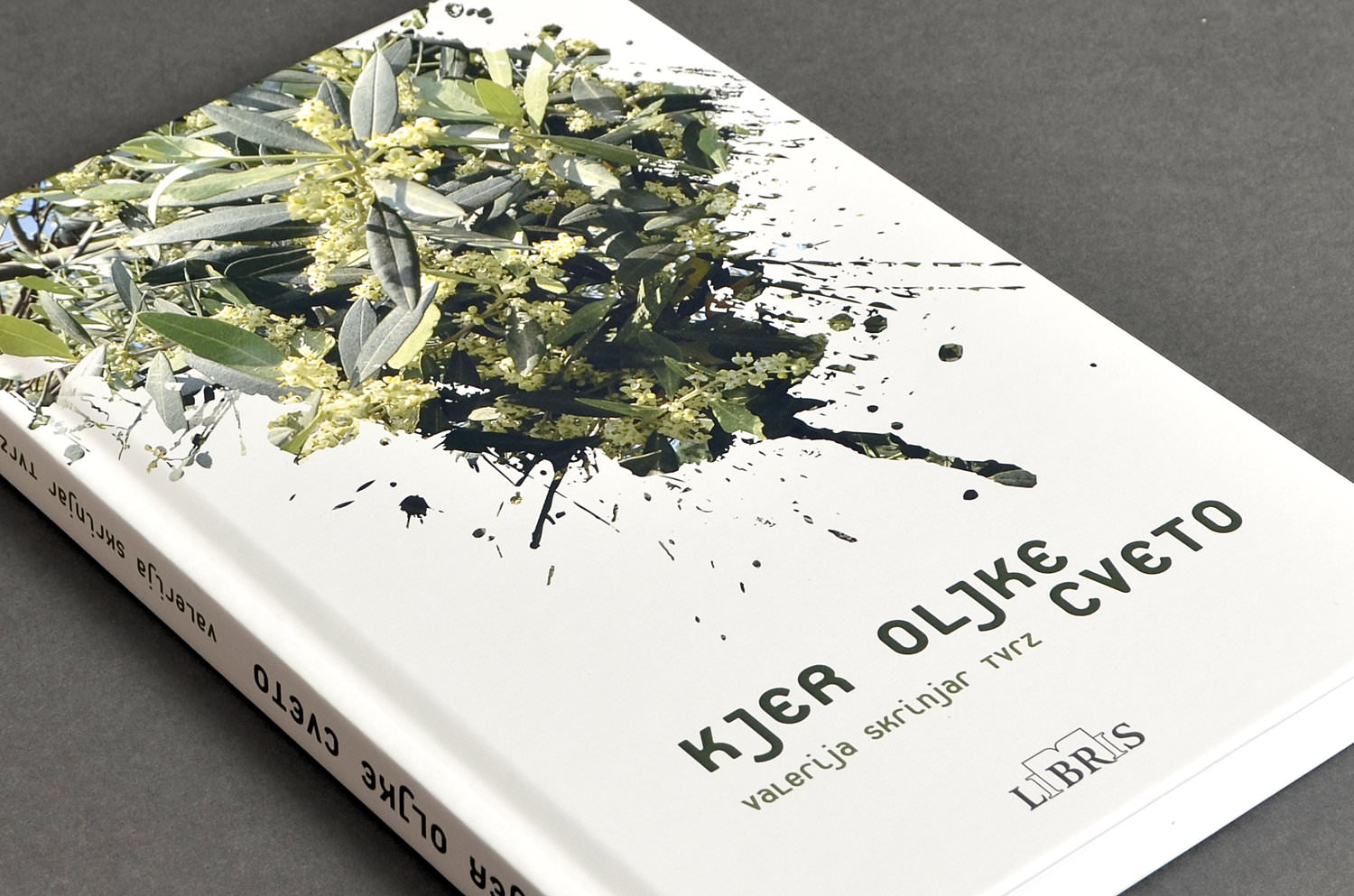 Valerija Skrinjar Tvrz: Kjer oljke cveto